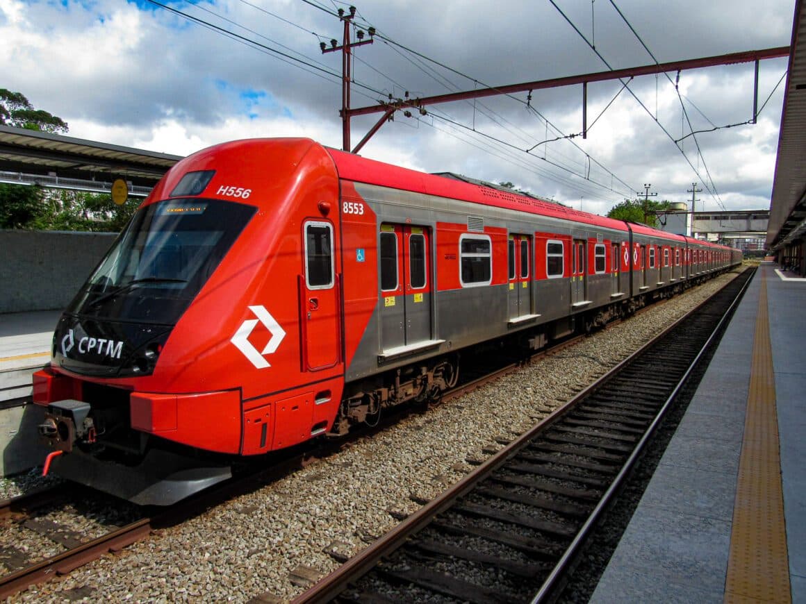Sistema de corrente contínua instalado na CPTM SP